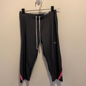 Nike Womens Dri-Fit Capri. Drawstring Waist. Small.​​​​​​​​​​​​​​​